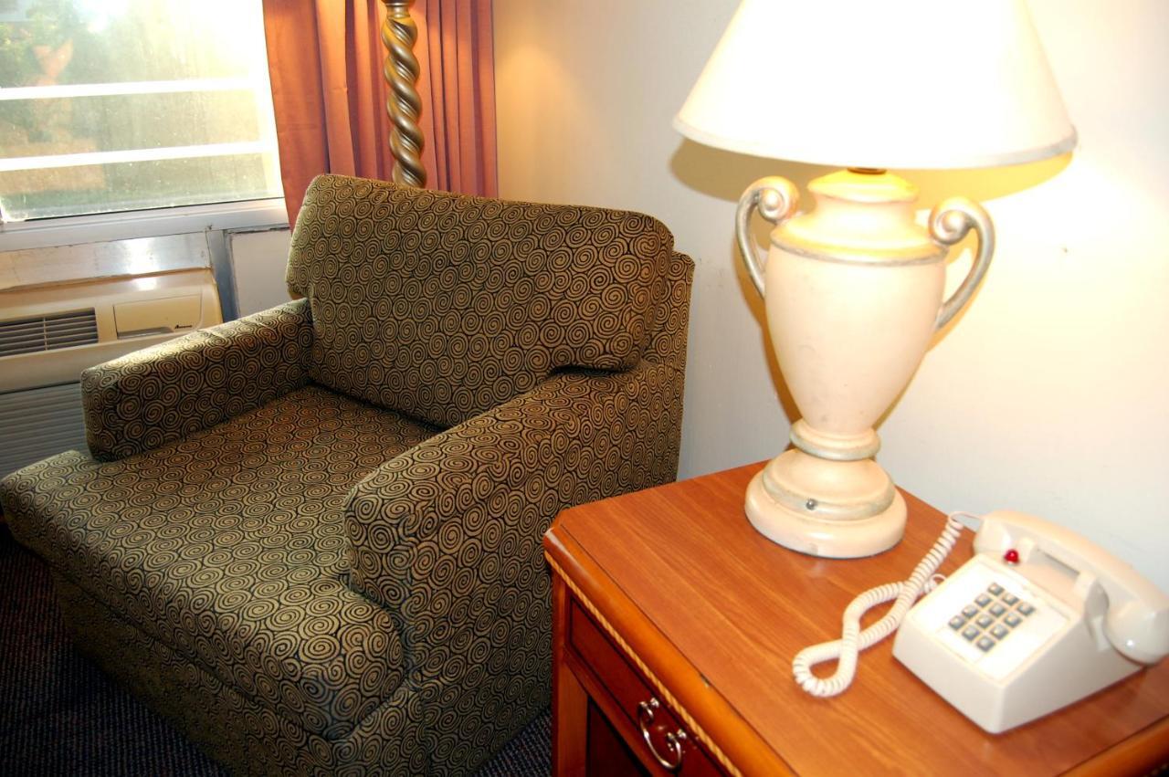 Columbus Inn الغرفة الصورة